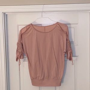 blush pink blouse with arm slits 💗